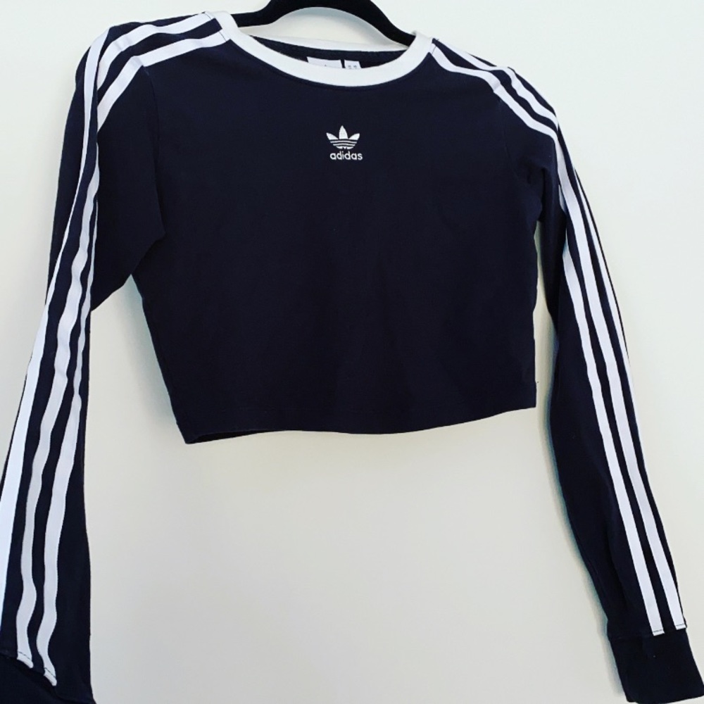 Crop top Adidas 🏁